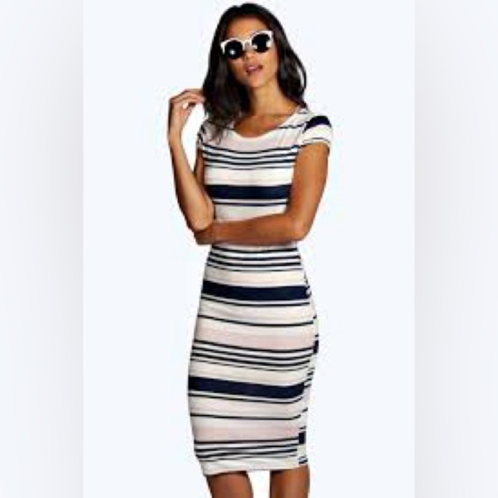 NWT SIZE 6 Boohoo Striped Midi Dress in Navy and Cream